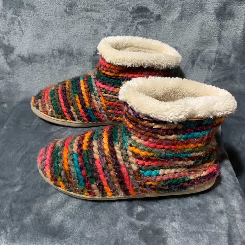 Minnetonka Slipper Boots Womens L 8-9 Rainbow Knit Faux Fur Cottage44048 - Picture 2 of 15